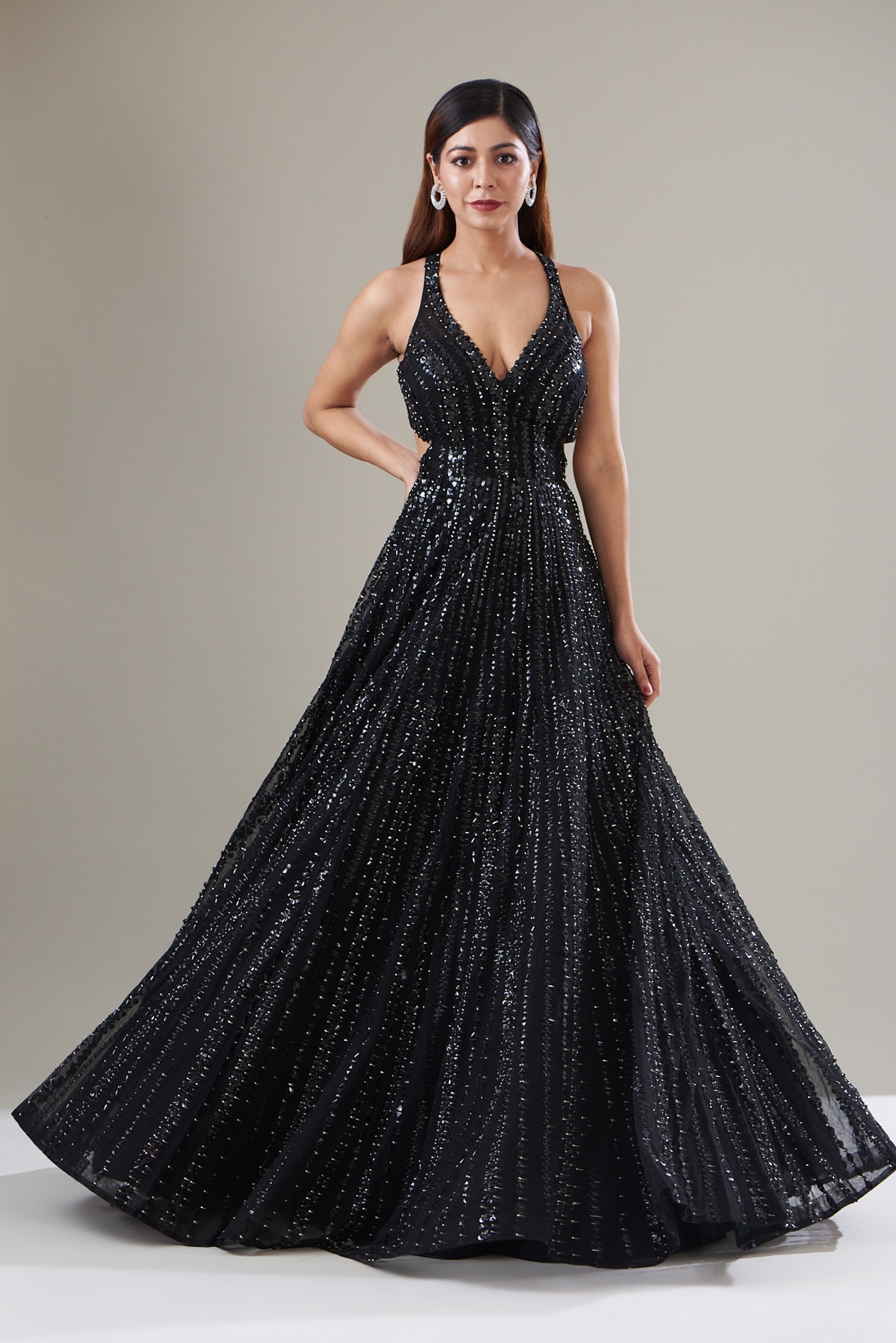 Black Net & Chiffon Hand Embroidered Layered Gown Design by 28 Threads at  Pernia's Pop Up Shop 2024